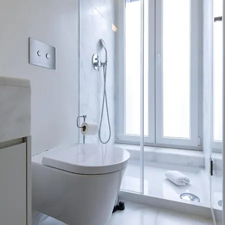 Graca Deluxe With View Balcony By Lovelystay Apartment *